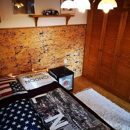 ゲストハウス Szeplak