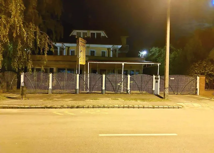 Szeplak 3* Siófok